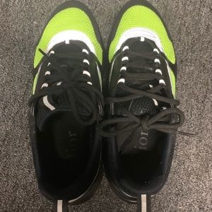 COPY - COPY - Christian Diors B22